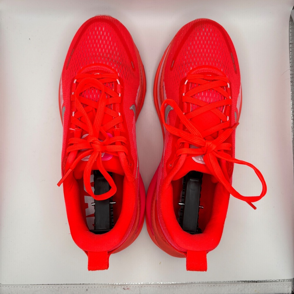 Nike Vomero 18 Bright Crimson Hyper Pink Running Shoes Women's Sz 8.5 HM6804-603 - Picture 7 of 8